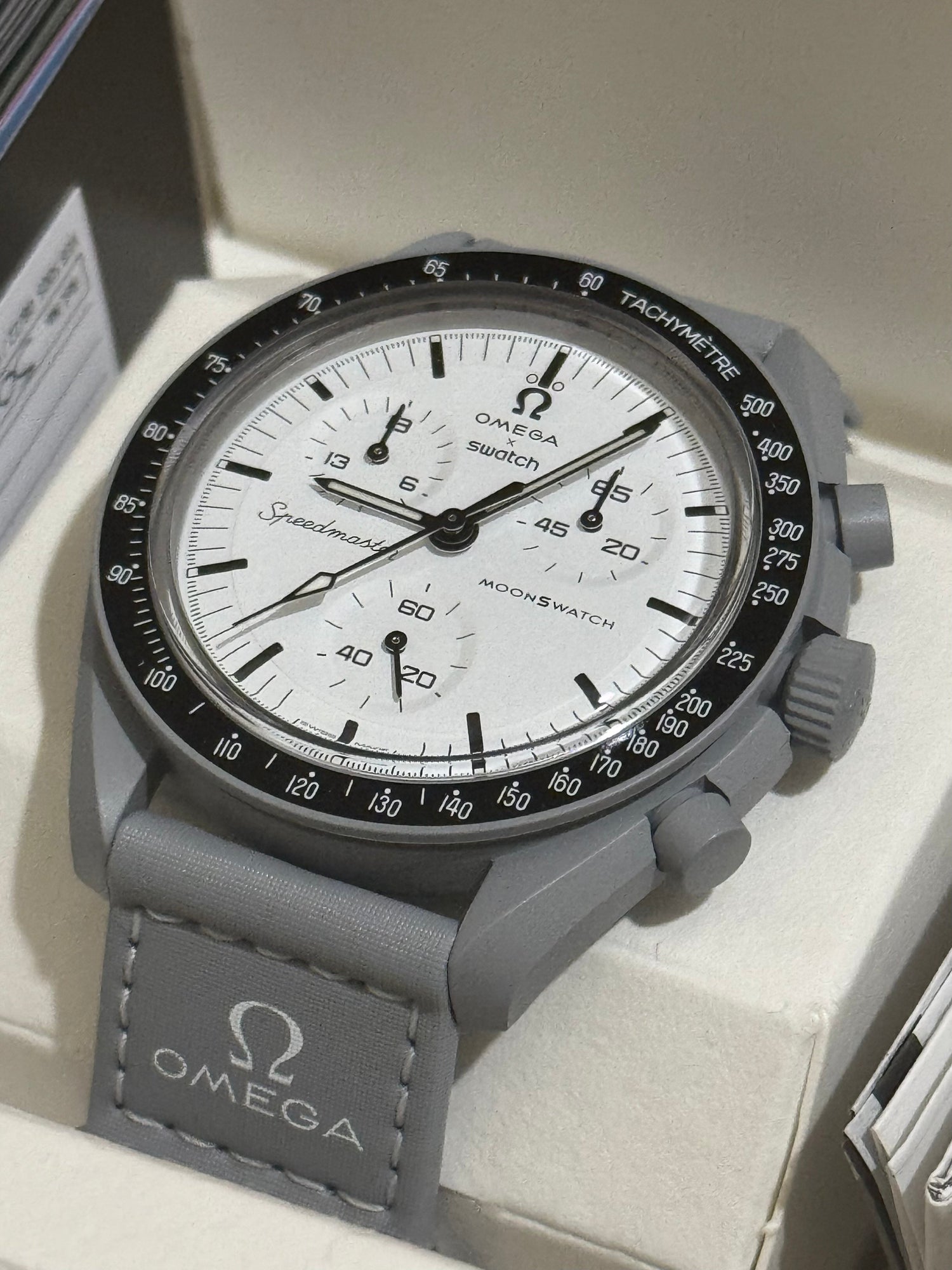 Swatch x Omega MoonSwatch